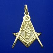 3rd degree master mason pendant in yellow gold