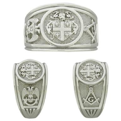 Custom Family Crest gents ring with Masonic side emblems.